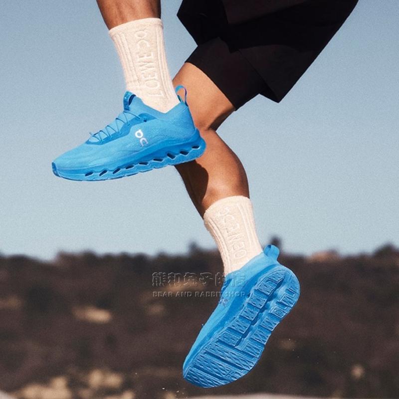 代购新款On × LOEWE Cloudtilt 昂跑罗意威联名缓震透气跑