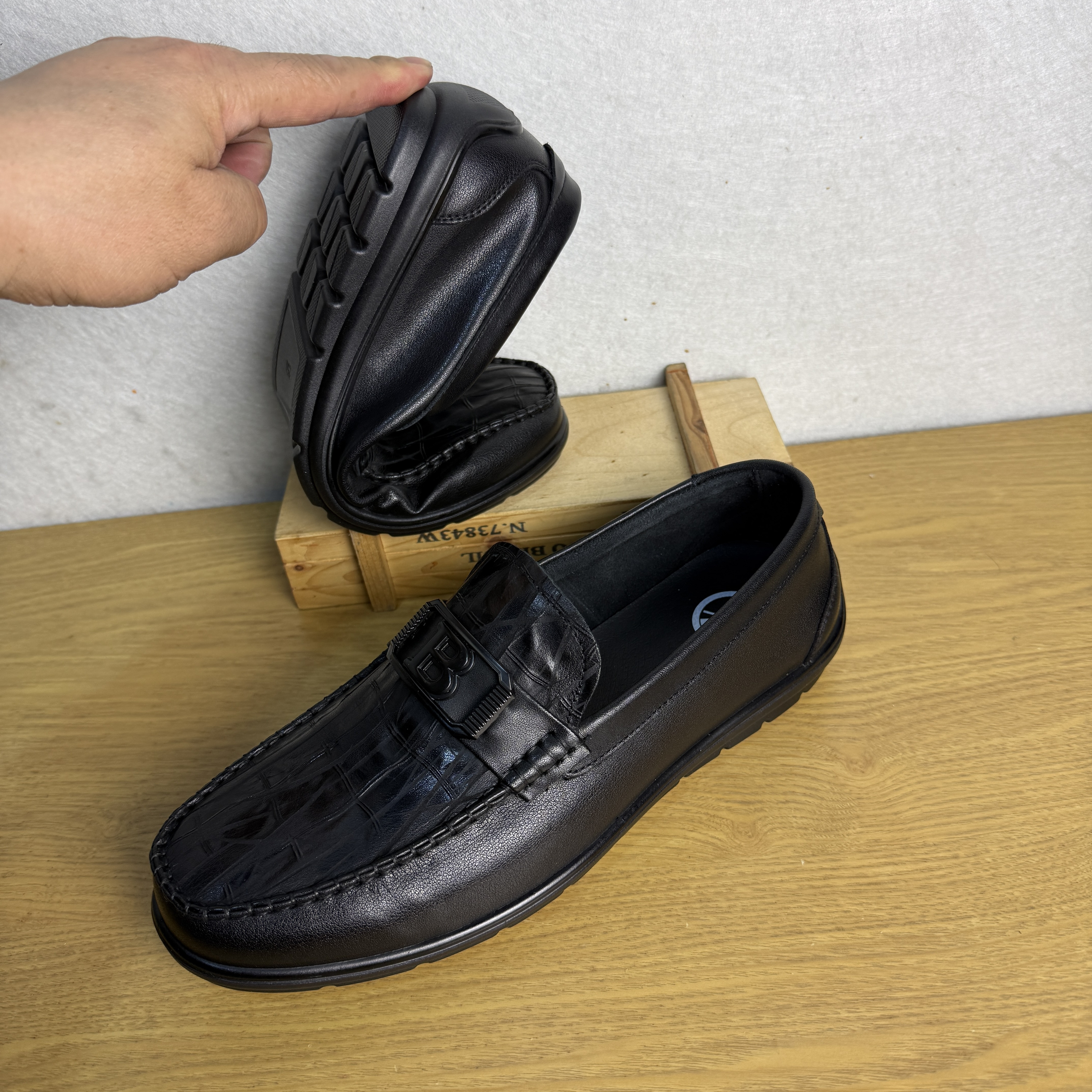 外贸头层牛皮轻盈舒适运动休闲鞋男真皮耐磨一脚蹬户外透气豆豆鞋,流行男鞋,乐福鞋（豆豆鞋）,淘宝优惠券,粉丝福利购,淘宝优惠卷