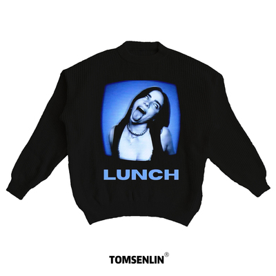 tomsenlin-Billie碧梨Lunch专辑人像美式康丽印花慵懒休闲毛衣