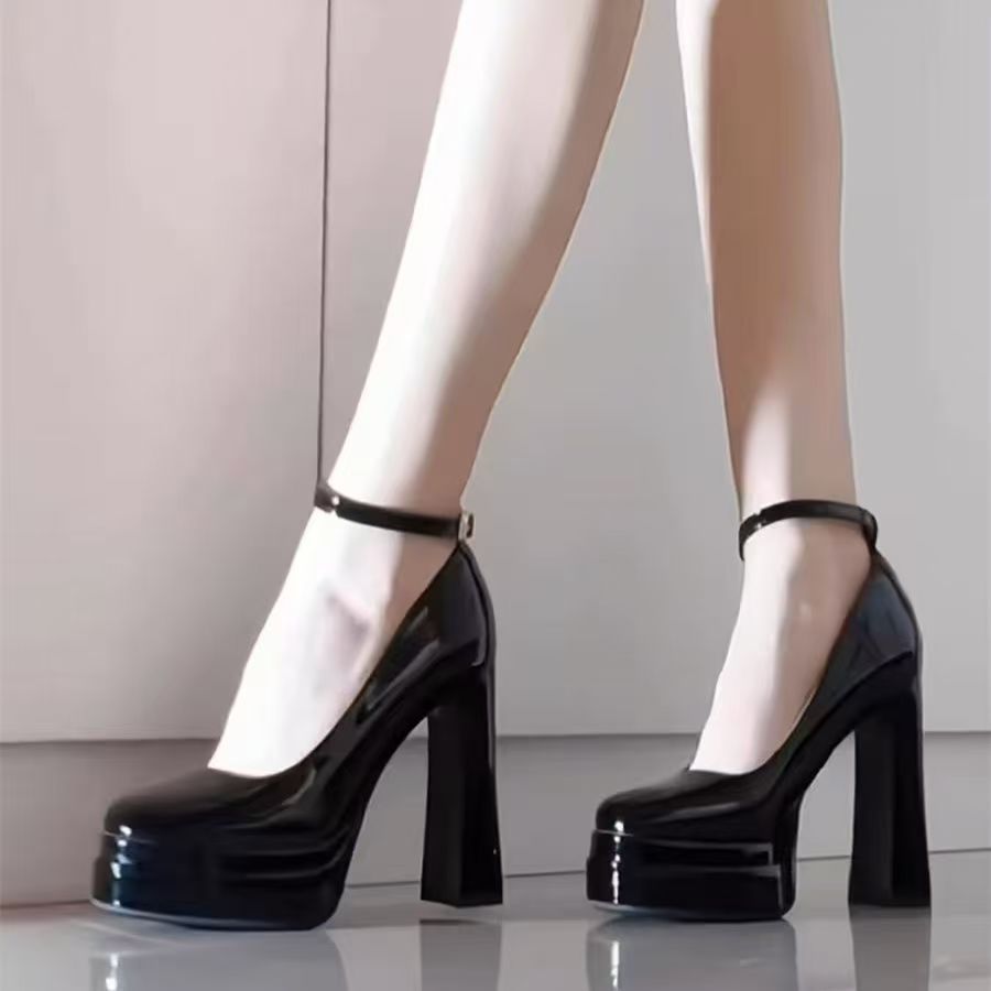 2025新款秋季小个子不累脚单鞋女小众简约设计感舒适百搭高跟鞋子