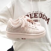 2025春秋季 女夏运动平底休闲厚底增高粉色板鞋 百搭爆款 学生小白鞋