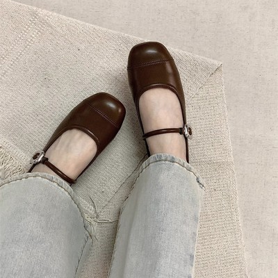 浅口银色单鞋女2025春秋新款法式复古小皮鞋仙女风软平底玛丽珍鞋