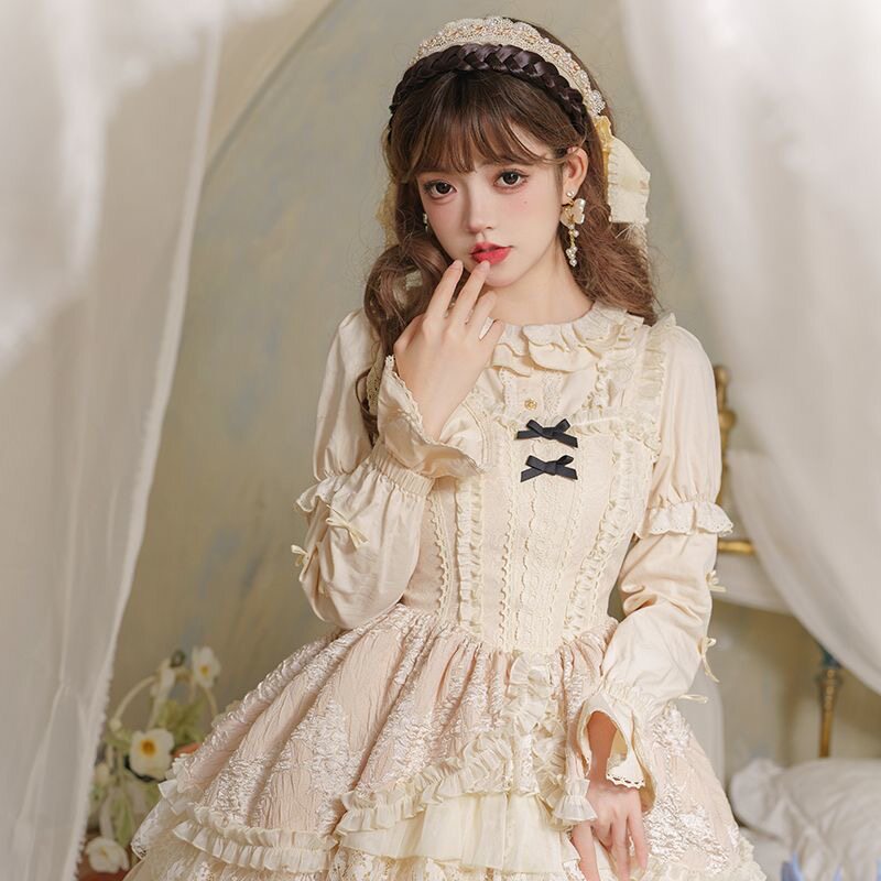 甜美少女风荷叶边泡泡袖lolita衬衫女长袖宫廷风单排扣上衣现货