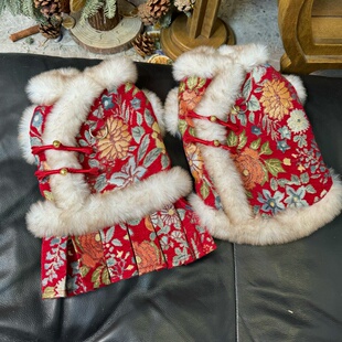 五只小白熊宠物衣服秋冬新款红色汉服马面裙新年马甲狗狗猫咪外套