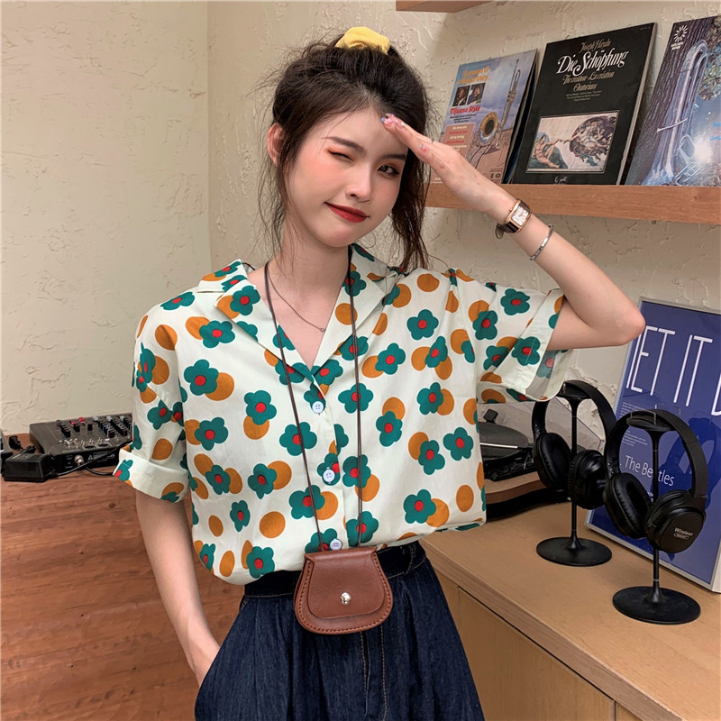 Flower short sleeve shirt