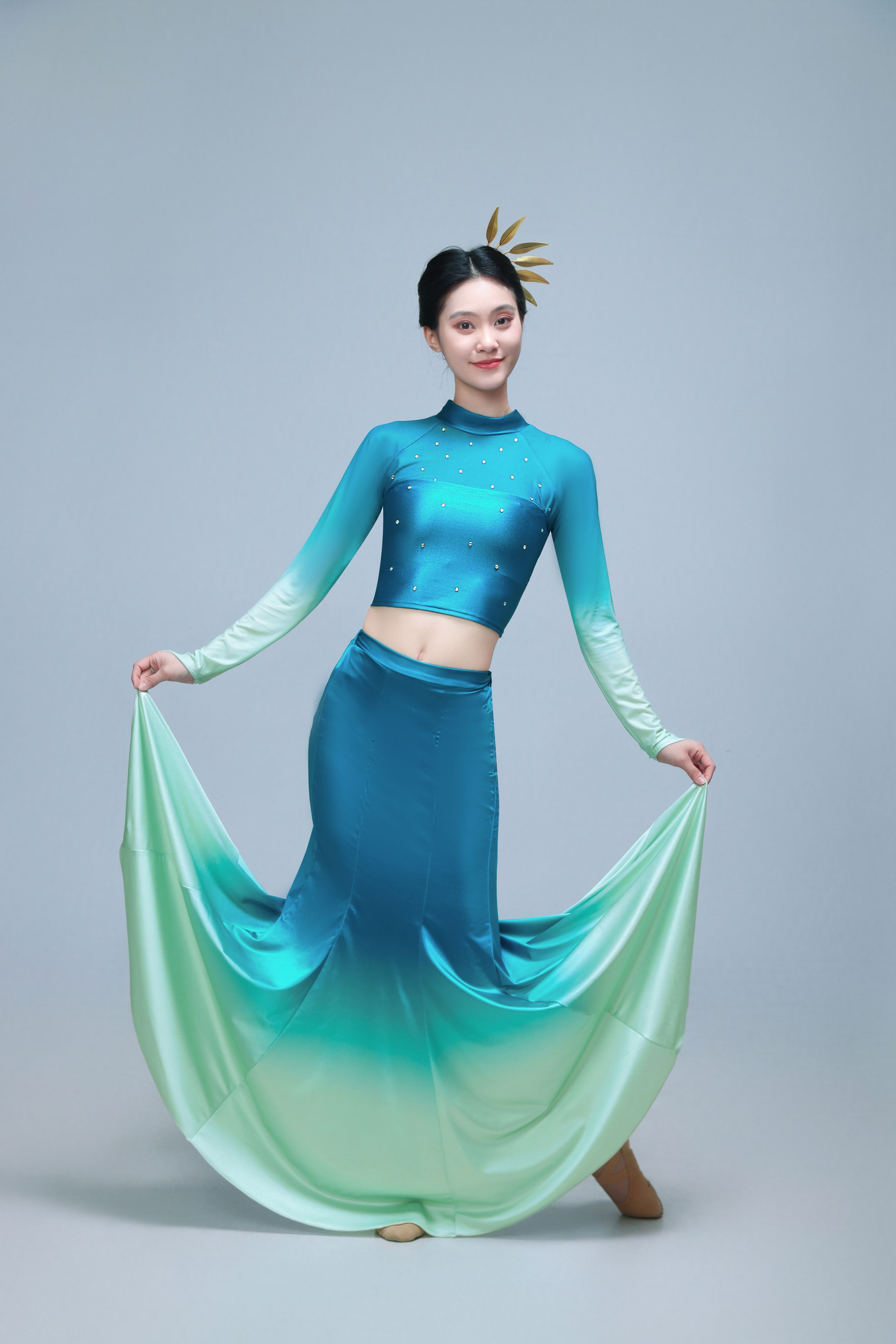 新款傣族舞蹈服女成人修身鱼尾裙课堂练习裙艺考2025剧目服演出服