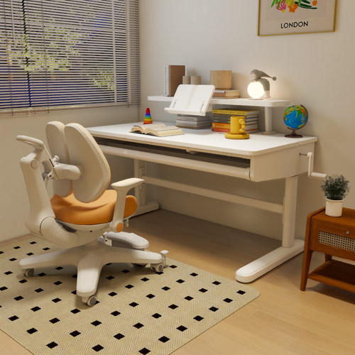 爱果乐实木简约儿童学习桌