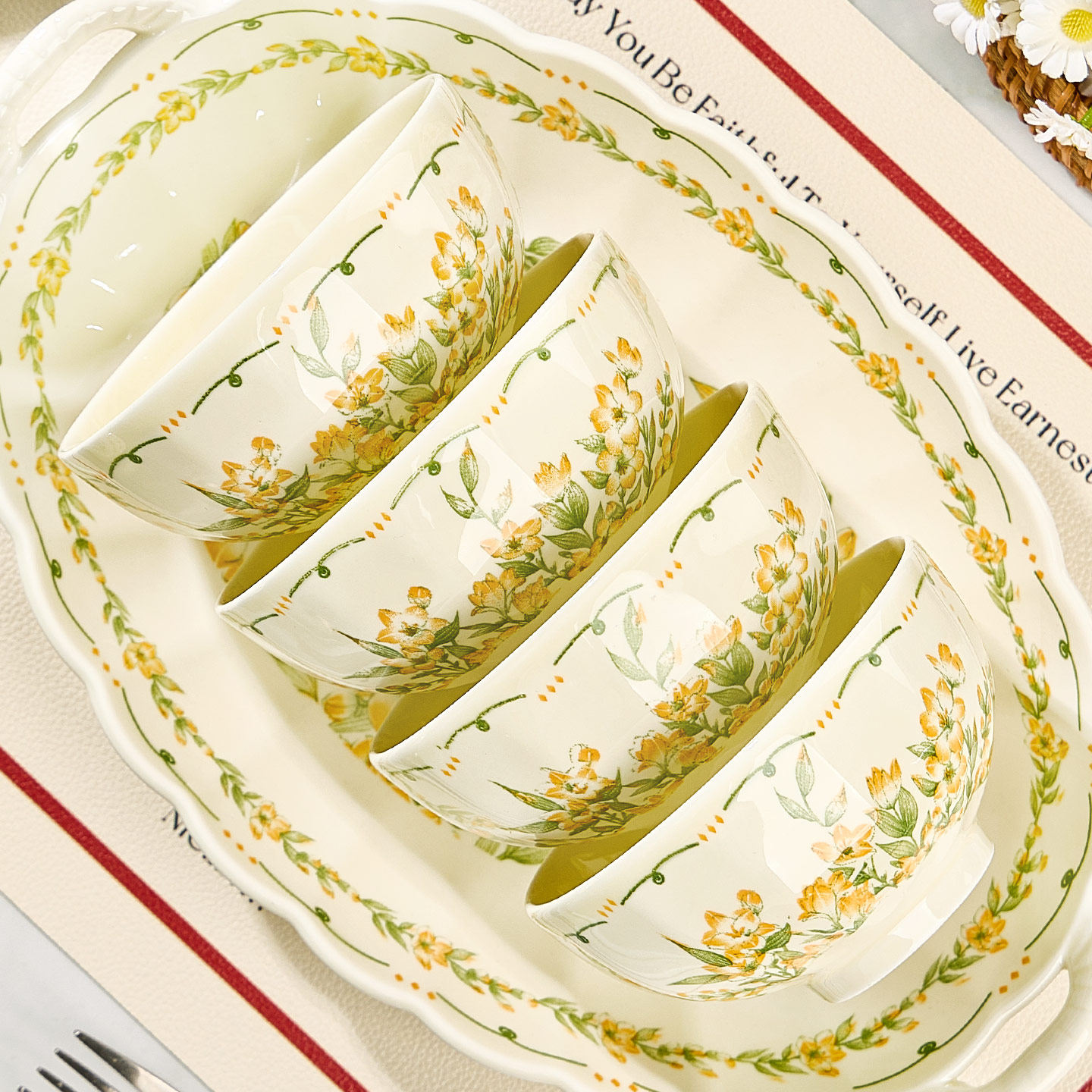 奶油风陶瓷碗餐具釉下彩耐高温碗