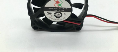 MGA5012XC-A10变频器风扇散热