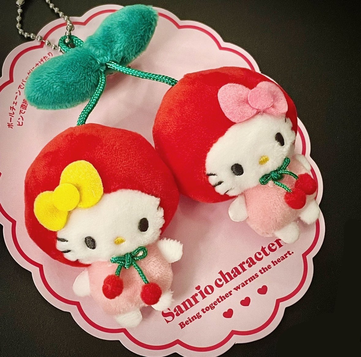 【摘樱桃】可爱卡通毛绒樱桃kitty挂件挂饰胸针