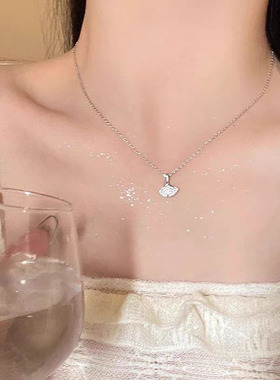 精致气质银杏叶项链轻奢设计感气质百搭颈链小众高级感时尚锁骨链