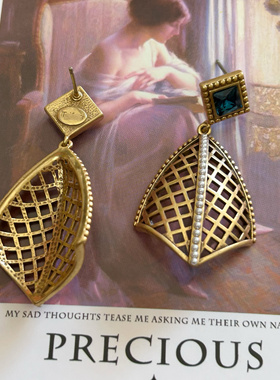 中古vintage高级感欧美风百搭复古做旧镶钻耳钉小众设计感A195