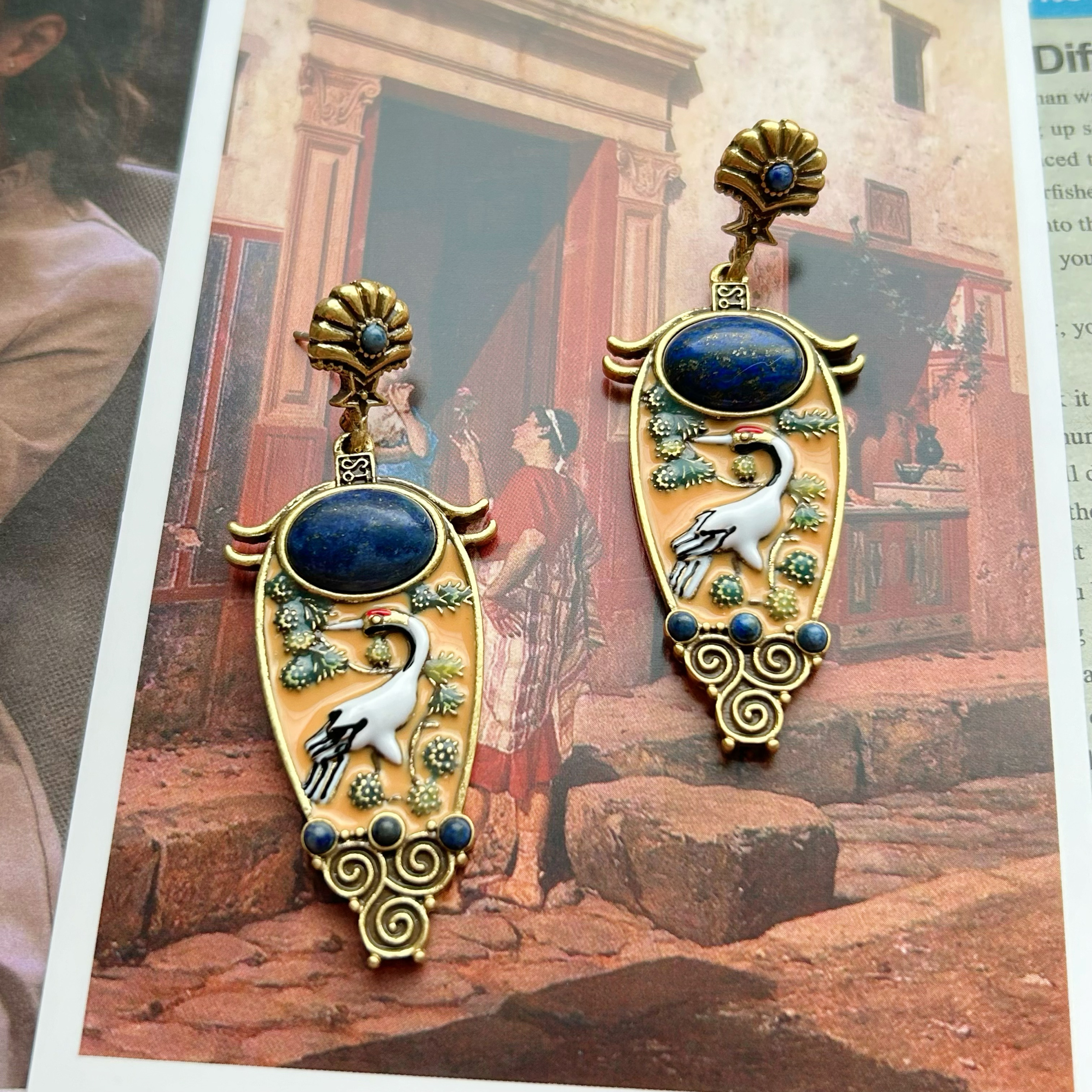 爆款国风中古珐琅吉祥仙鹤壁画耳钉设计感复古青金石琉璃耳钉A055