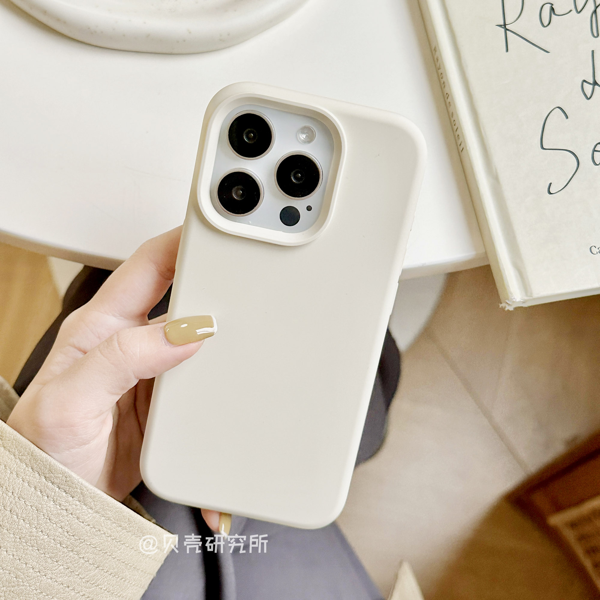 适用苹果15手机壳液态硅胶iphone15promax手机壳软糯手感全包14高级纯色14Pro防摔ins韩系13Pro耐脏13镜头