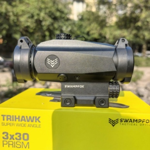 沼泽狐3*30红分化棱镜高清透光抗震防水无功能摆件弹弓备件