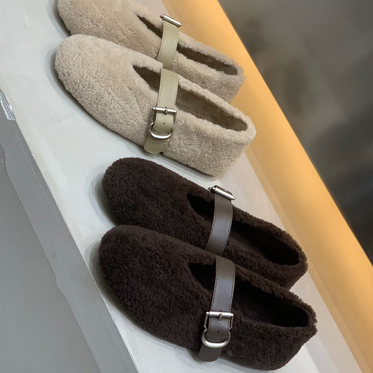 欧洲站2025冬季新款加绒毛毛鞋