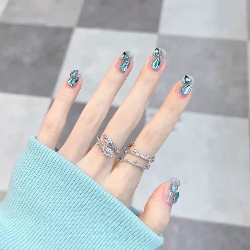人鱼眼泪纯手工定制仙女爆闪美甲湖蓝水钻小红书同款拆卸假指甲片