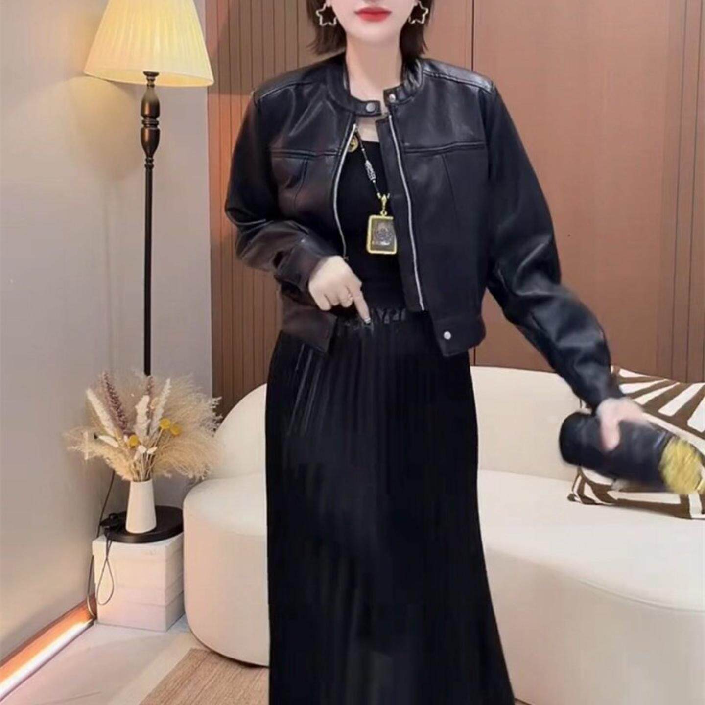 2026年春秋新款气质百搭显瘦皮衣女设计感小众休闲外套裙子两件套