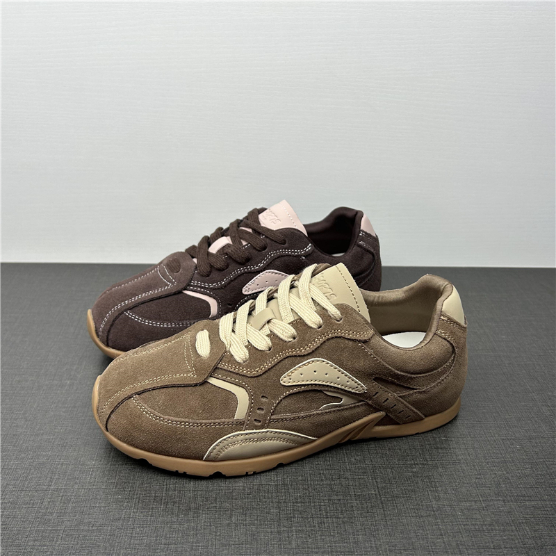 专柜撤柜断码处理磨砂皮德训鞋女新款平底百搭舒适休闲低帮阿甘鞋