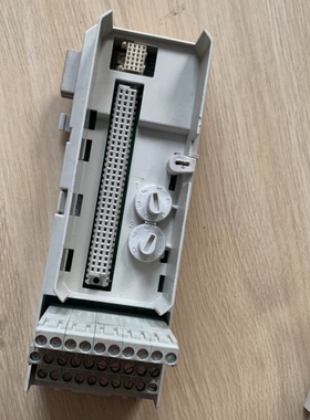议价 ABB模块TU810 3BSE013230R1底座
