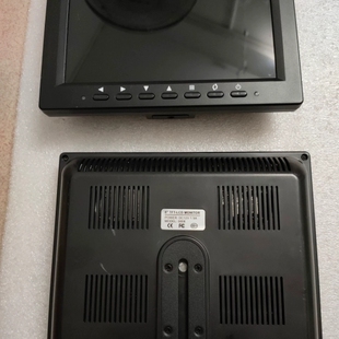 议价 8寸液晶显示屏，带VGA 接口，朋友公司搬家给的，成色不错，
