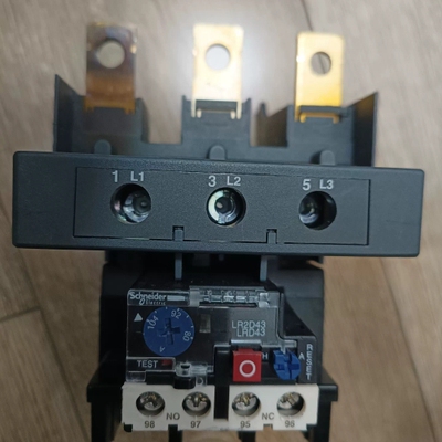 议价 施耐德LRD4365热过载继电器，拆机件，功能正常，成色如图