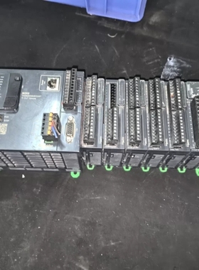 议价 施耐德TM262M35MESS8T运动控制器，拆机正常使用，