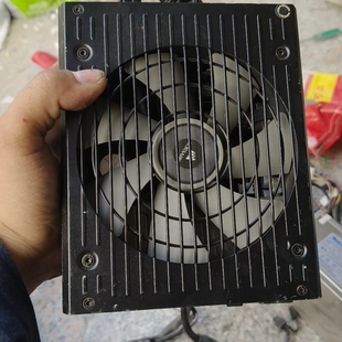 议价海盗船RM750X全模组电源,额定750W,金牌认证,风扇静