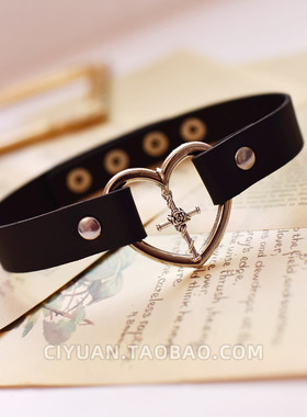 玫瑰十字架爱心皮项圈choker