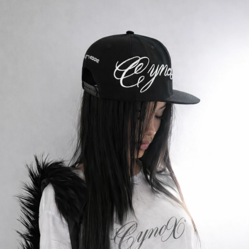 CYNOX原创小众朋克嘻哈花体字刺绣平沿帽男女街头滑板断檐棒球帽,服饰配件/皮带/帽子/围巾,帽子,淘宝优惠券,粉丝福利购,淘宝优惠卷