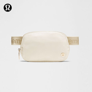 Everywhere 腰包 *金属文字徽标 拒水丨lululemon丨LU9CWQS