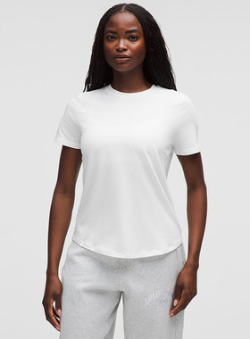 Love 女士圆领 T 恤丨lululemon丨 LW3EPFS