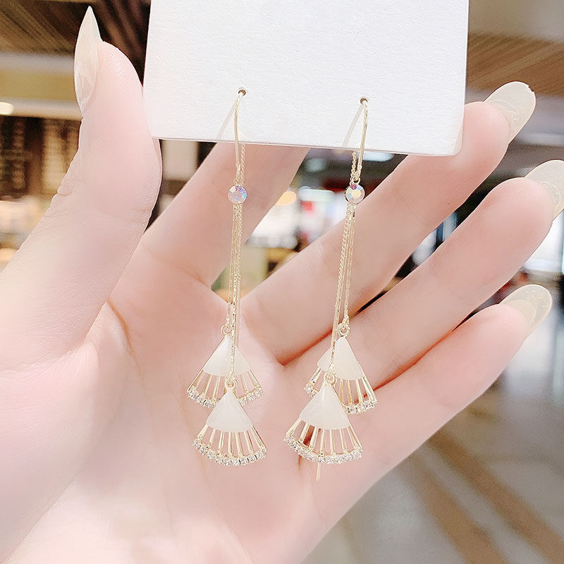 扇形猫眼石镶钻新款潮高级感耳线