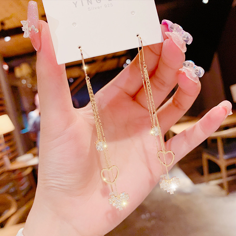 最新款网红爆款爱心流苏耳线长款高级感圆脸显瘦耳饰品女时尚气质,饰品/流行首饰/时尚饰品新,耳线,淘宝优惠券,粉丝福利购,淘宝优惠卷