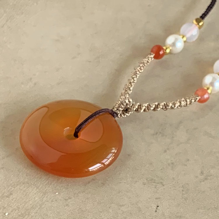 天然原色红玛瑙平安扣晶体温润