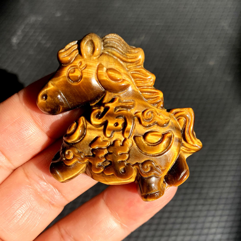 马上有钱天然虎睛石马吊坠实物
