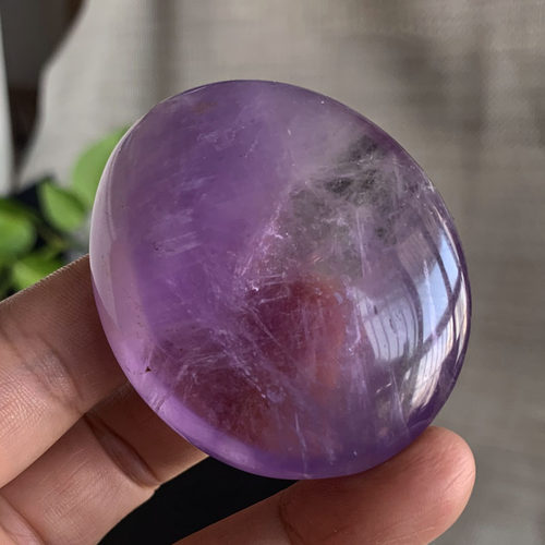 天然紫晶原石手把件抛光