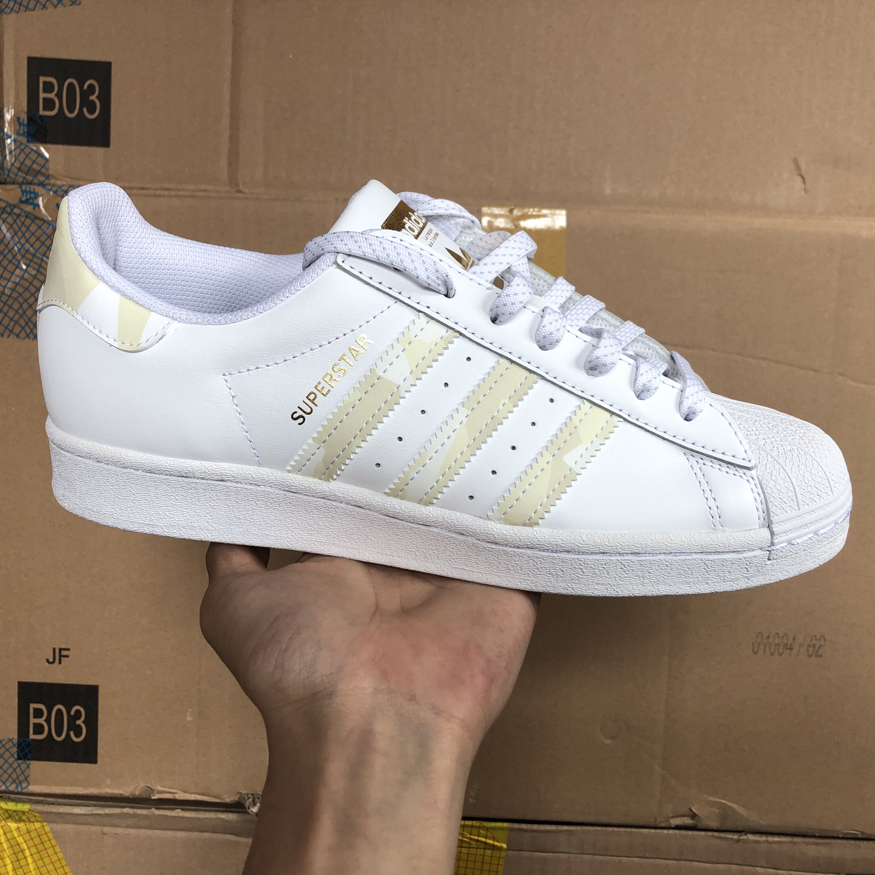 adidas superstar 阿迪达斯三叶草金标男子贝壳头休闲板鞋 fx9088