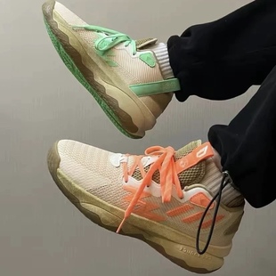 adidas lilard 实战训练缓震耐磨篮球鞋 Dame FZ6005