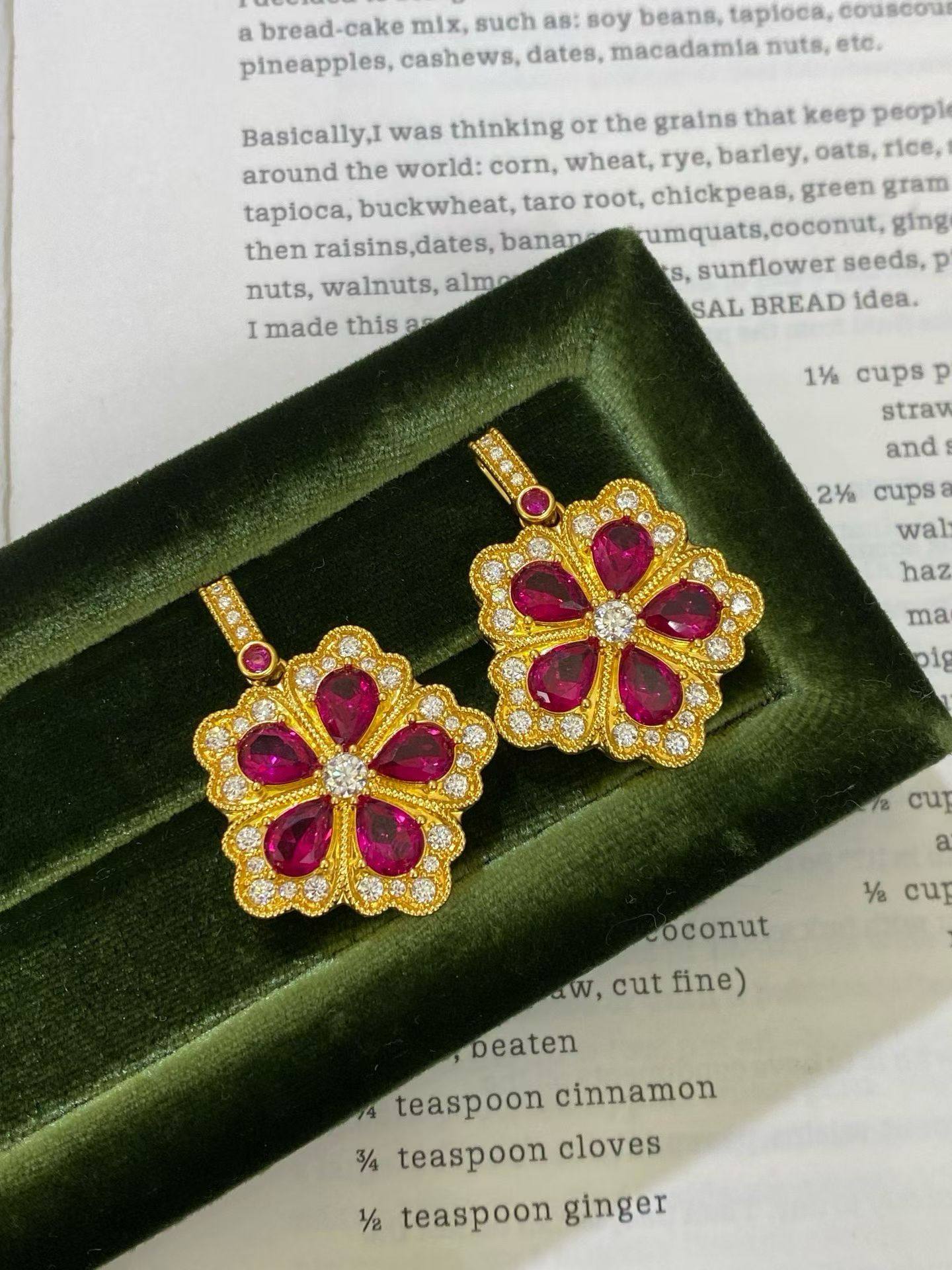 水贝足金999镶嵌莫桑钻5D富贵牡丹红宝石吊坠女款项链送女友礼物