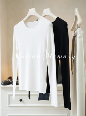 100%超细美丽诺羊毛圆领极简上衣 高弹力修身不紧身无缝一体成衣