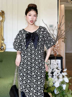 LASS LIZ原创宽松法式黑色刺绣泡泡袖连衣裙减龄蝴蝶结长裙2024新