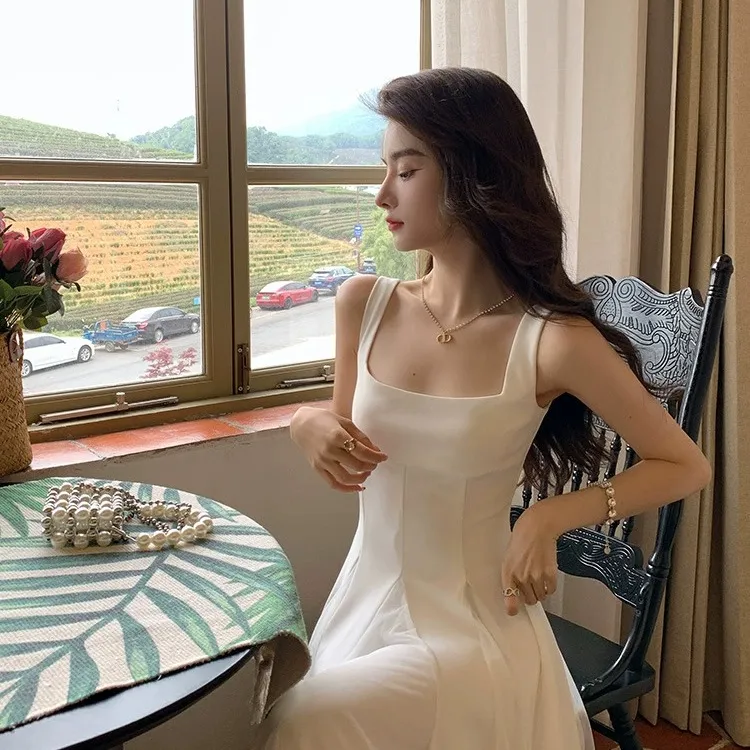白色连衣裙2025夏季新款法式方领无袖吊带背心仙女网纱蓬蓬裙晚会