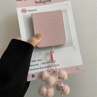 高级皮质山茶花适用华为pocket2折叠屏手机壳OPPO Find N3 Flip荣耀三星zflip6毛球手链小米mixflip硬壳xflip