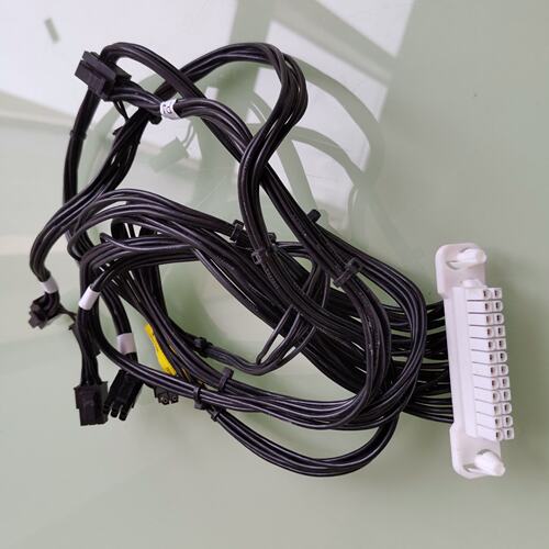 P910工作站显卡电源供电线