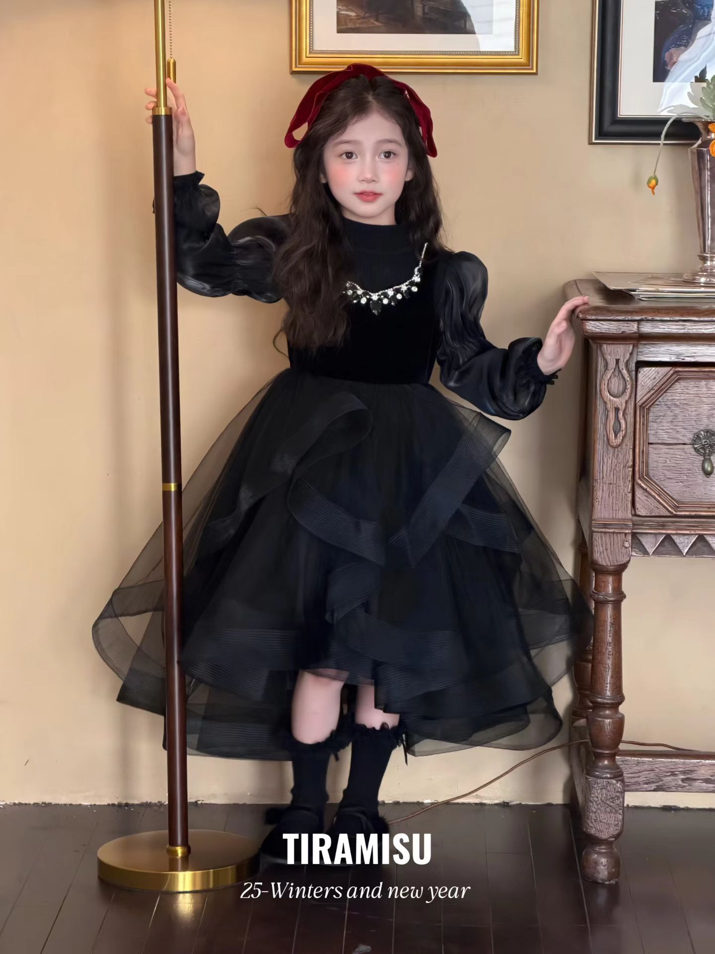 缇娜米苏女童连衣裙2025秋冬新款儿童洋气公主裙网纱裙钢琴演出服