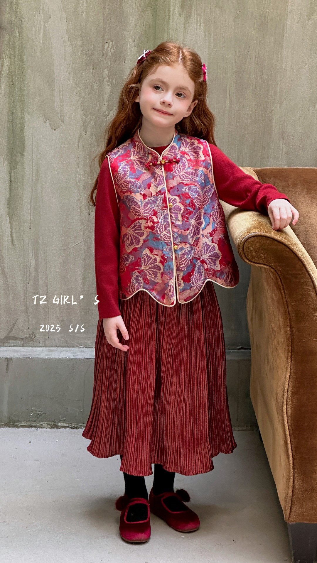 年款女童套装25秋冬儿童女孩礼服新中式国风拜年服马甲半裙三件套