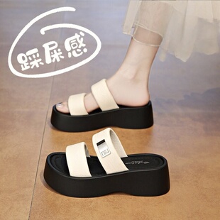 品牌法式厚底增高凉鞋女夏季外穿配裙子2026新款高级感沙滩拖鞋