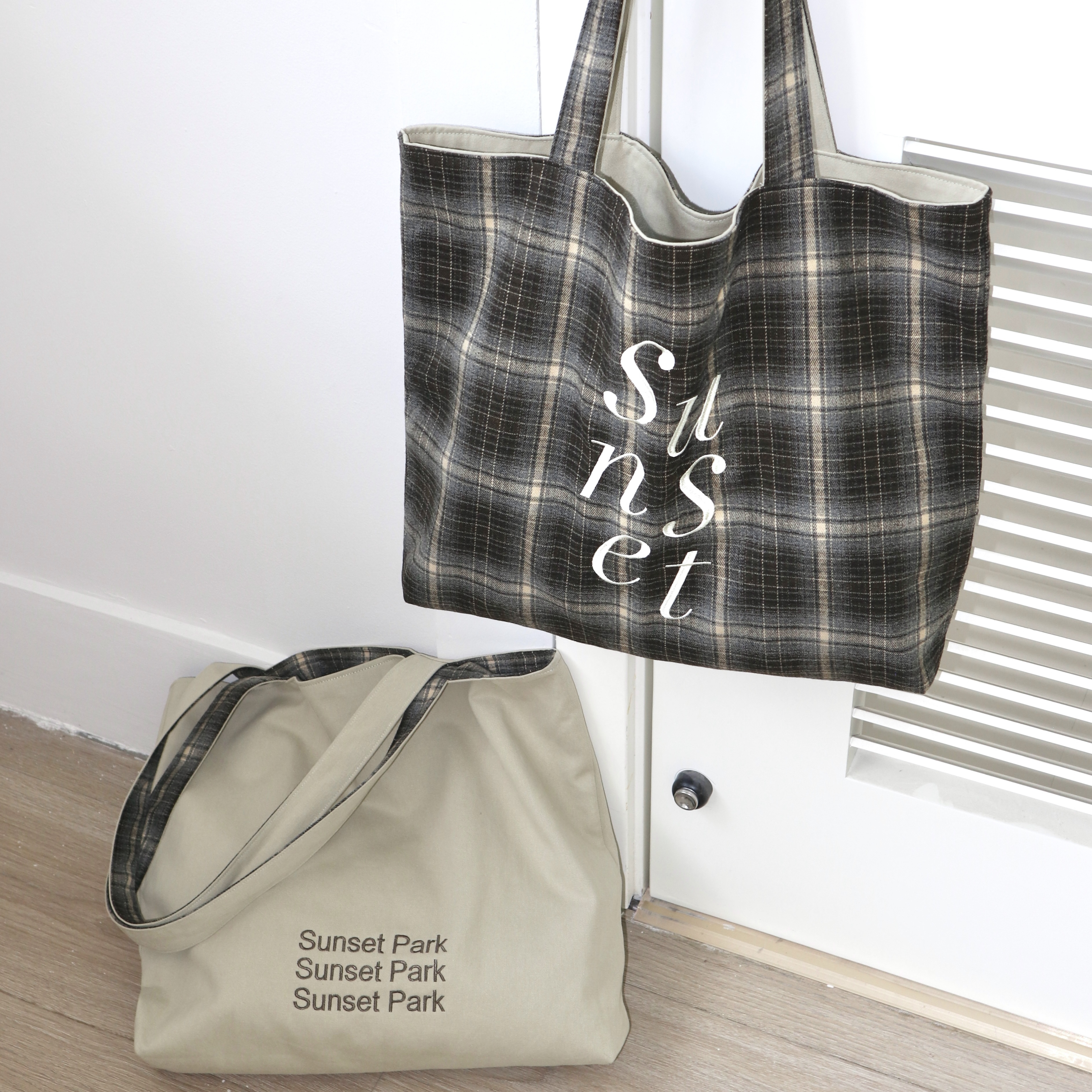 原创双面背复古格纹字母托特包