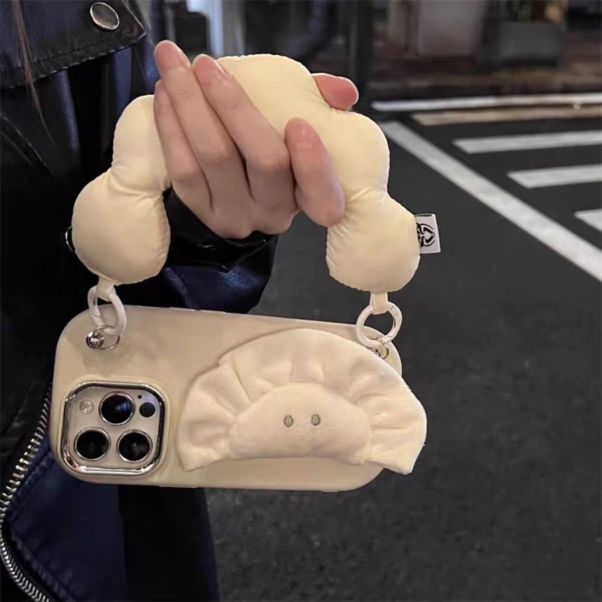 小清新白色饺子手提绳A6PRO/a5软壳a3/a2m可爱OPPOFindx9/8s+/7ultra/6pro萌女生OPPO Reno15pro/14/k13/k12x